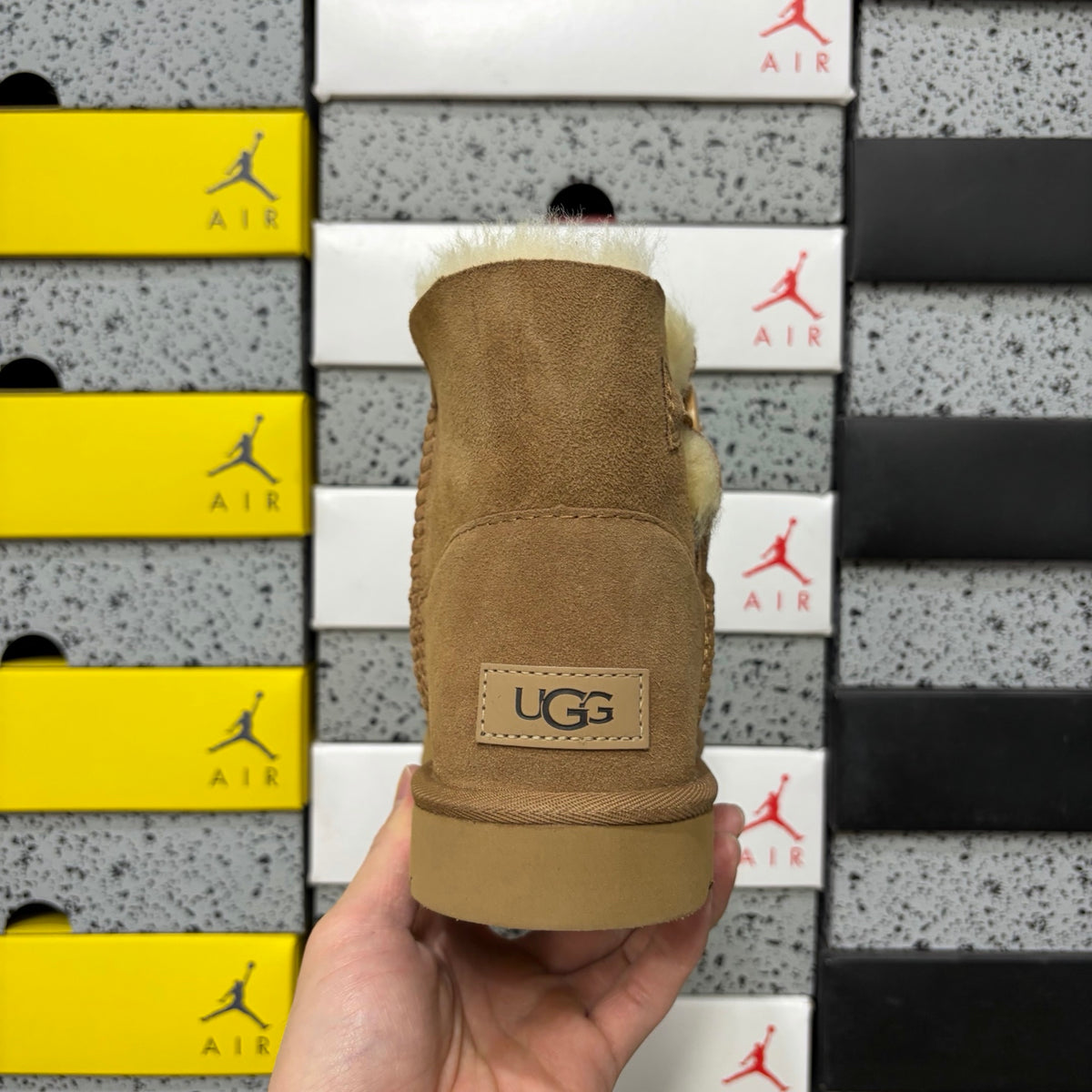 UGG Bailey Button Mini Boot – Chestnut