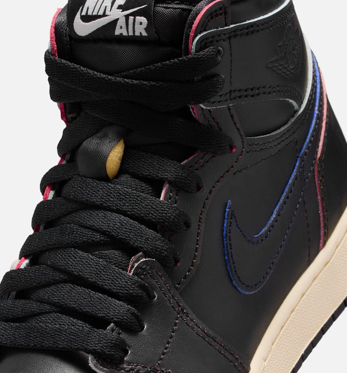 Air Jordan 1 Retro High OG Black and Muslin Grade School Lifestyle Shoes - Black/Muslin