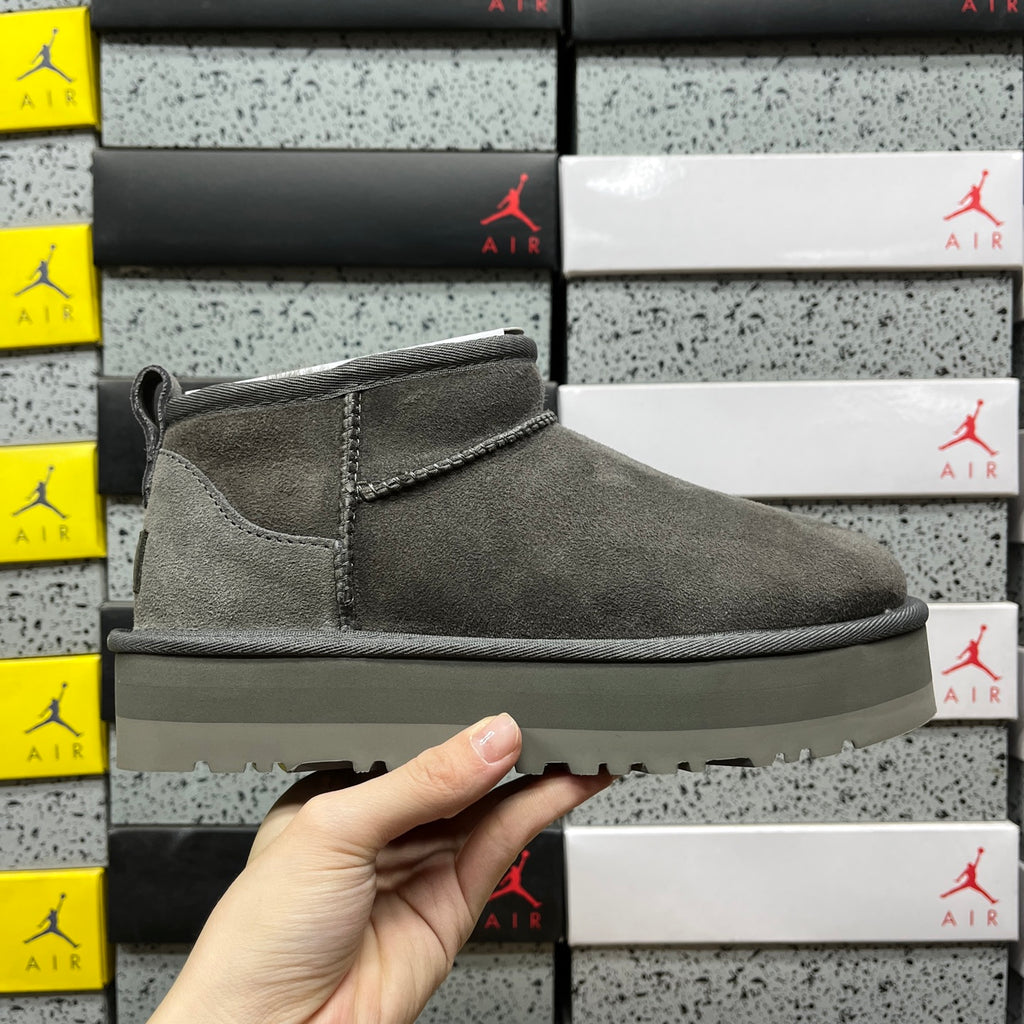 UGG Classic Ultra Mini Platform Boot – Grey (Sizes 35–40)