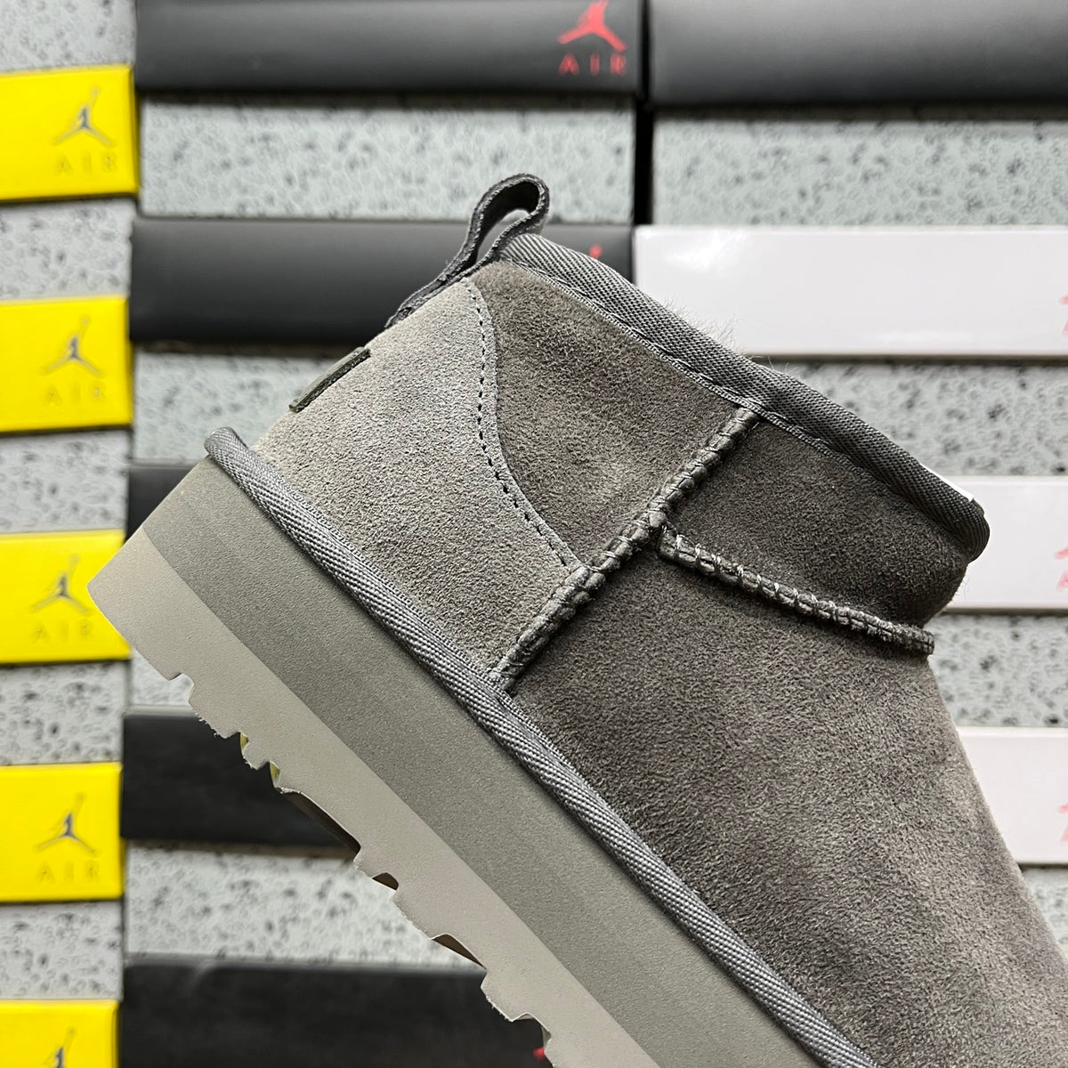 UGG Classic Ultra Mini Platform Boot – Grey (Sizes 35–40)