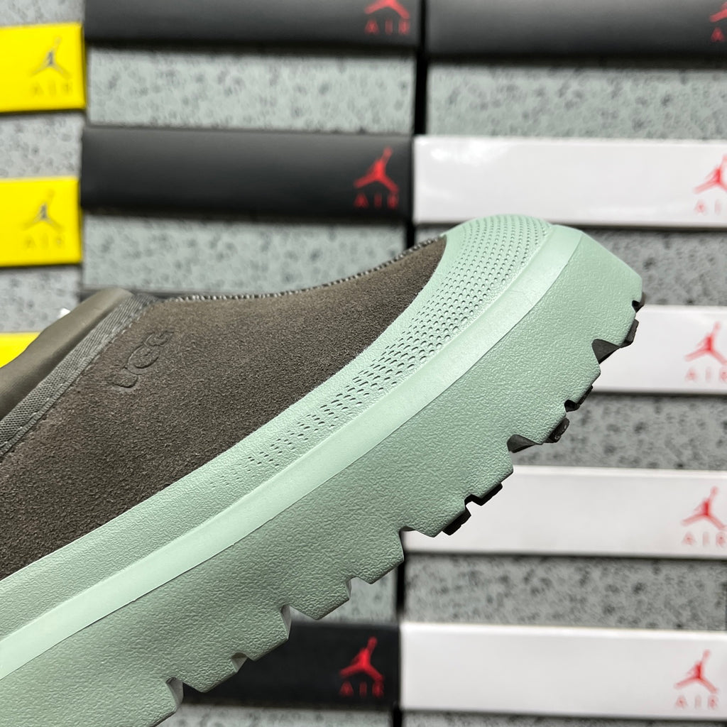 UGG Platform Sneaker – Olive & Mint (Sizes 35–45)