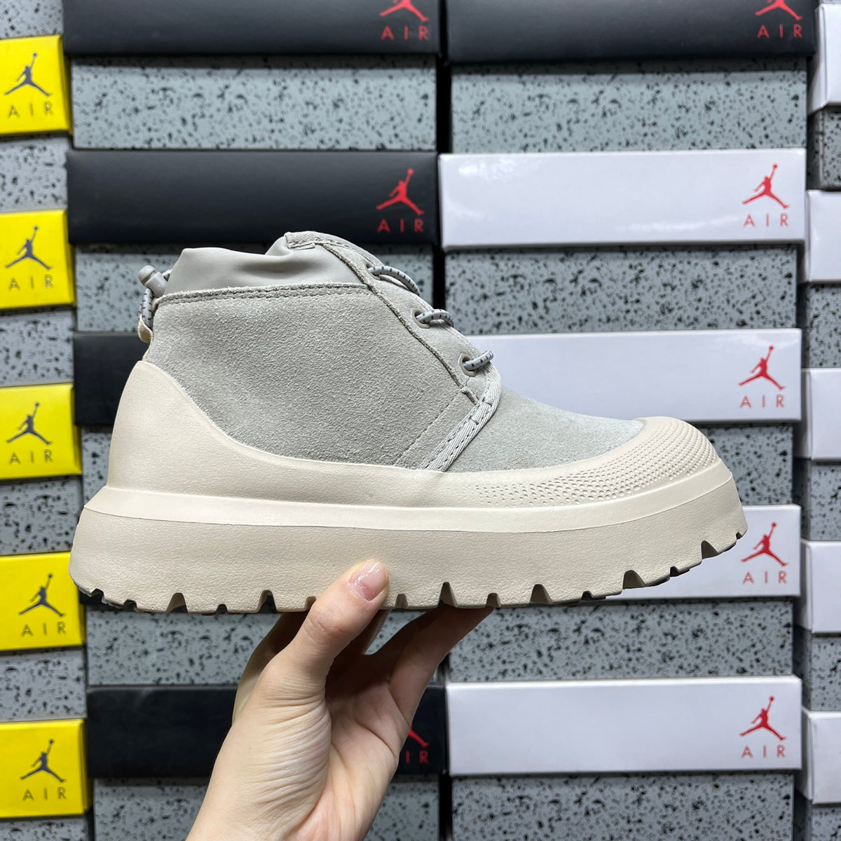 UGG Neumel Boot – Gray