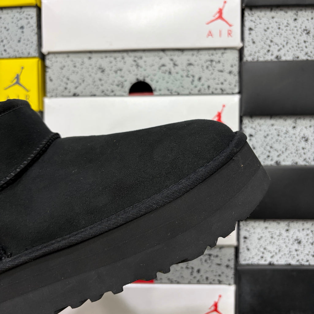 UGG Ultra Mini Platform Boot – Black