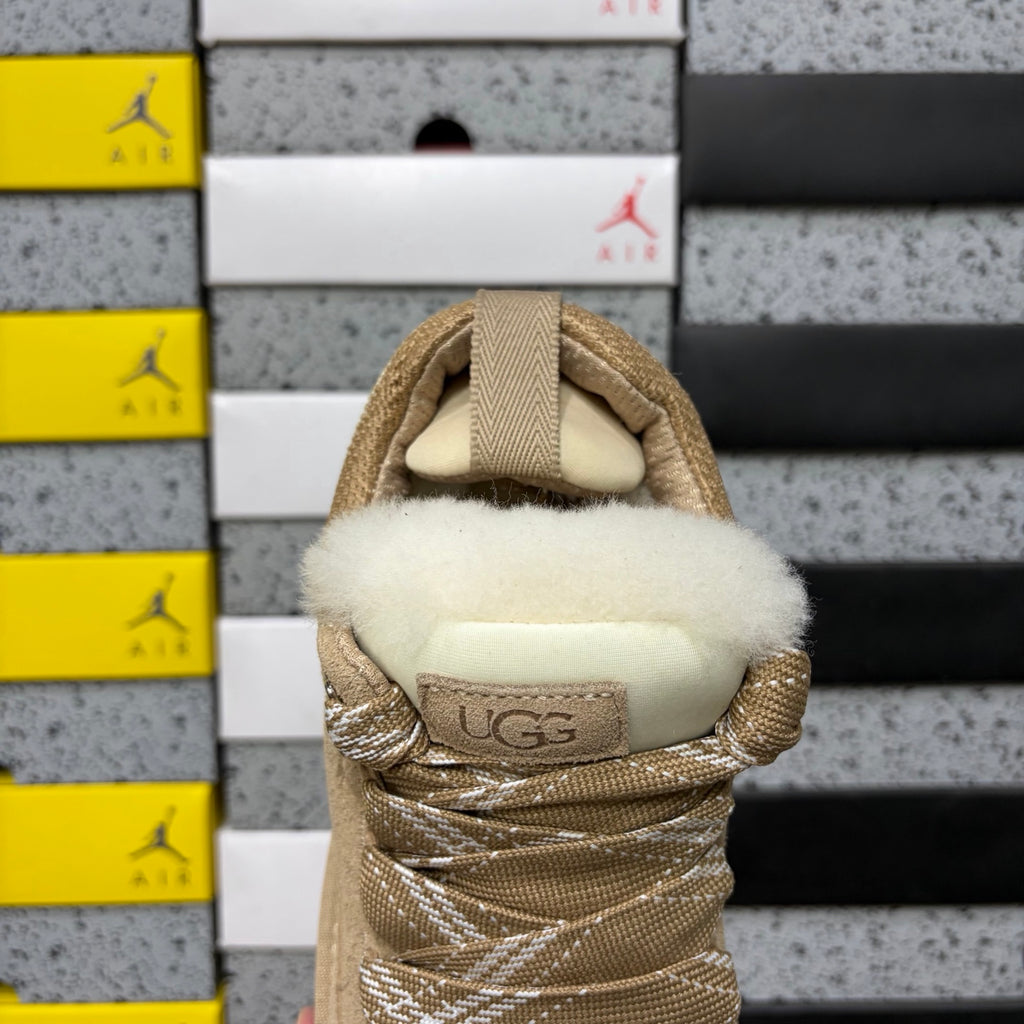 UGG Lowmel Sneaker – Sand (Sizes 35–44)