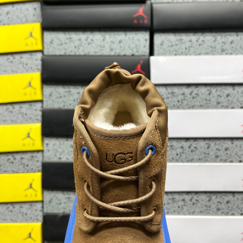 UGG Neumel Boot – Tan & Royal Blue (Sizes 35–45)