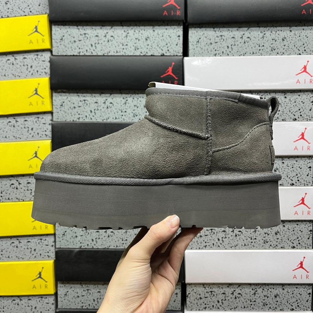 UGG Classic Ultra Mini Platform Boot – Grey (Sizes 35–40)
