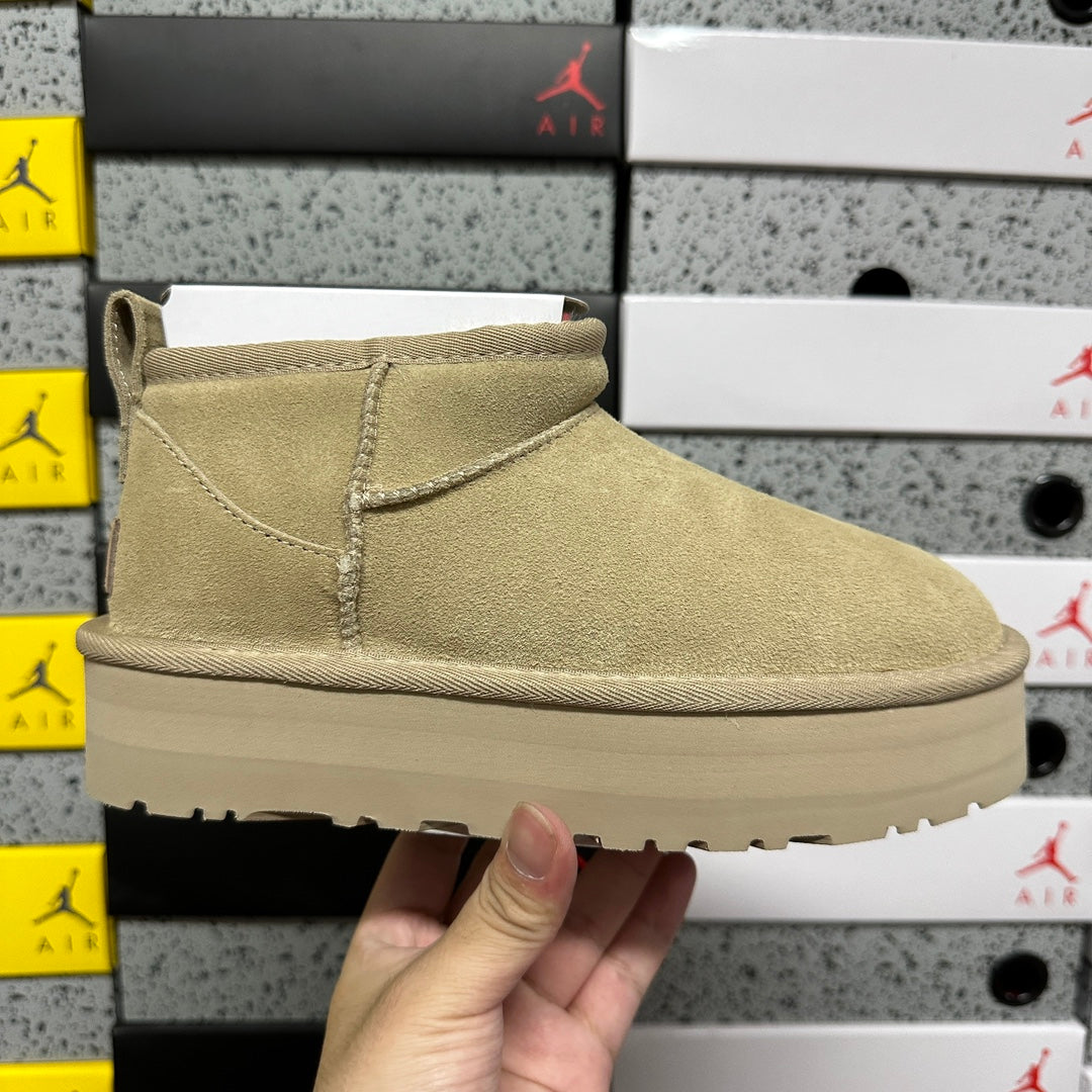 UGG Ultra Mini Platform Boot – Sage Green