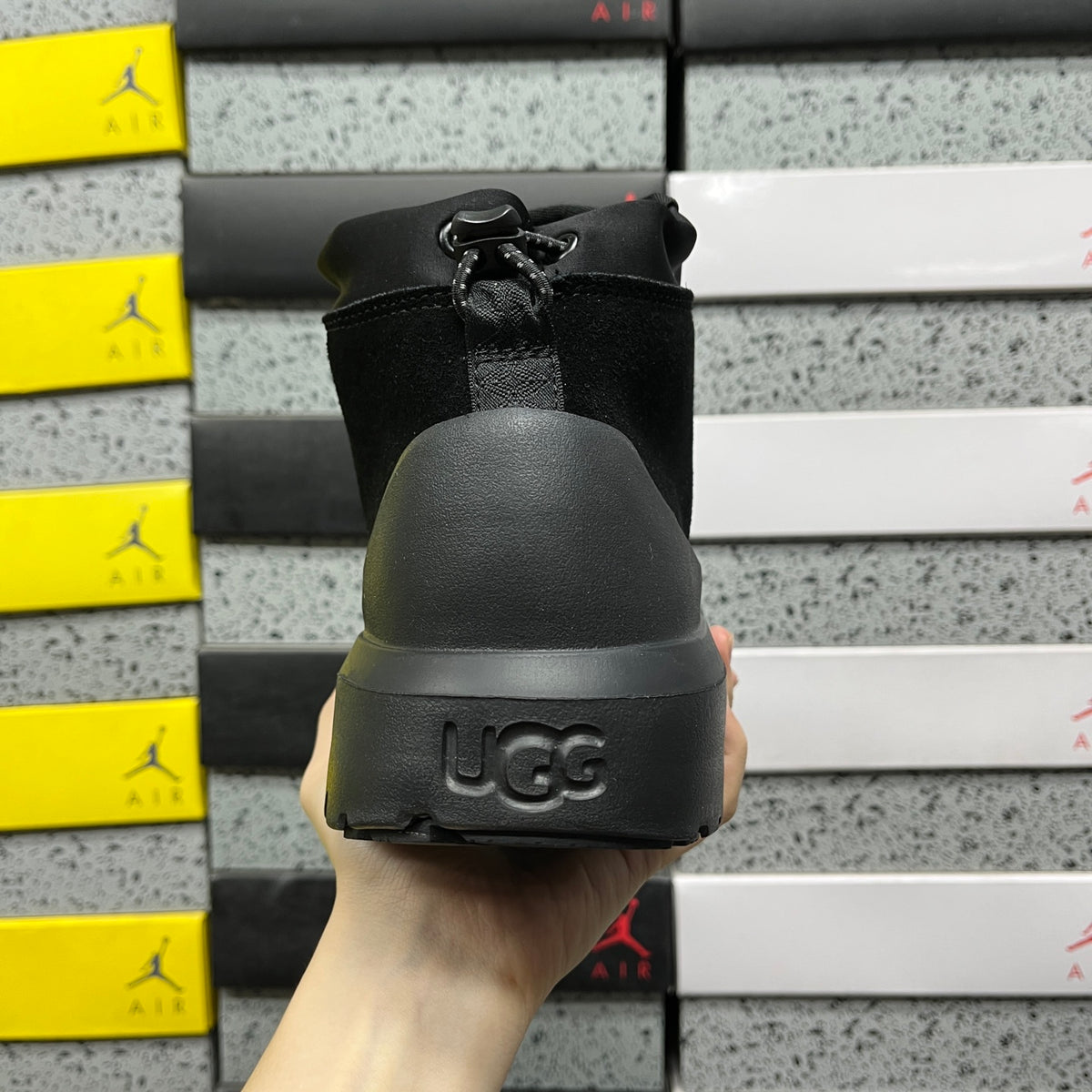 UGG Neumel Boot – Black