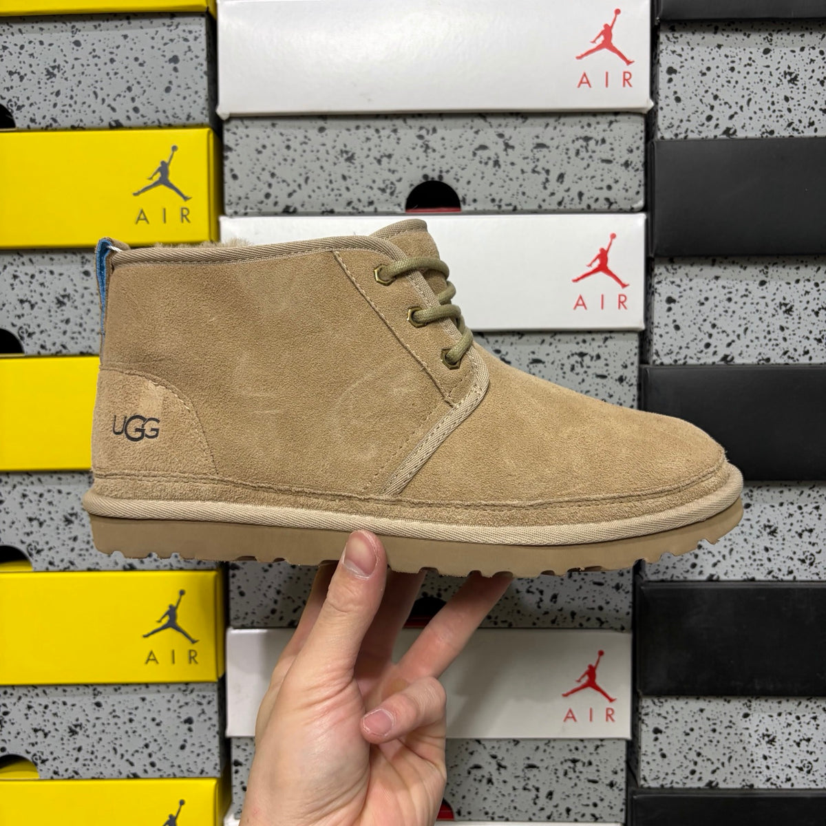 UGG Neumel Boot – Sand (Sizes 35–44)