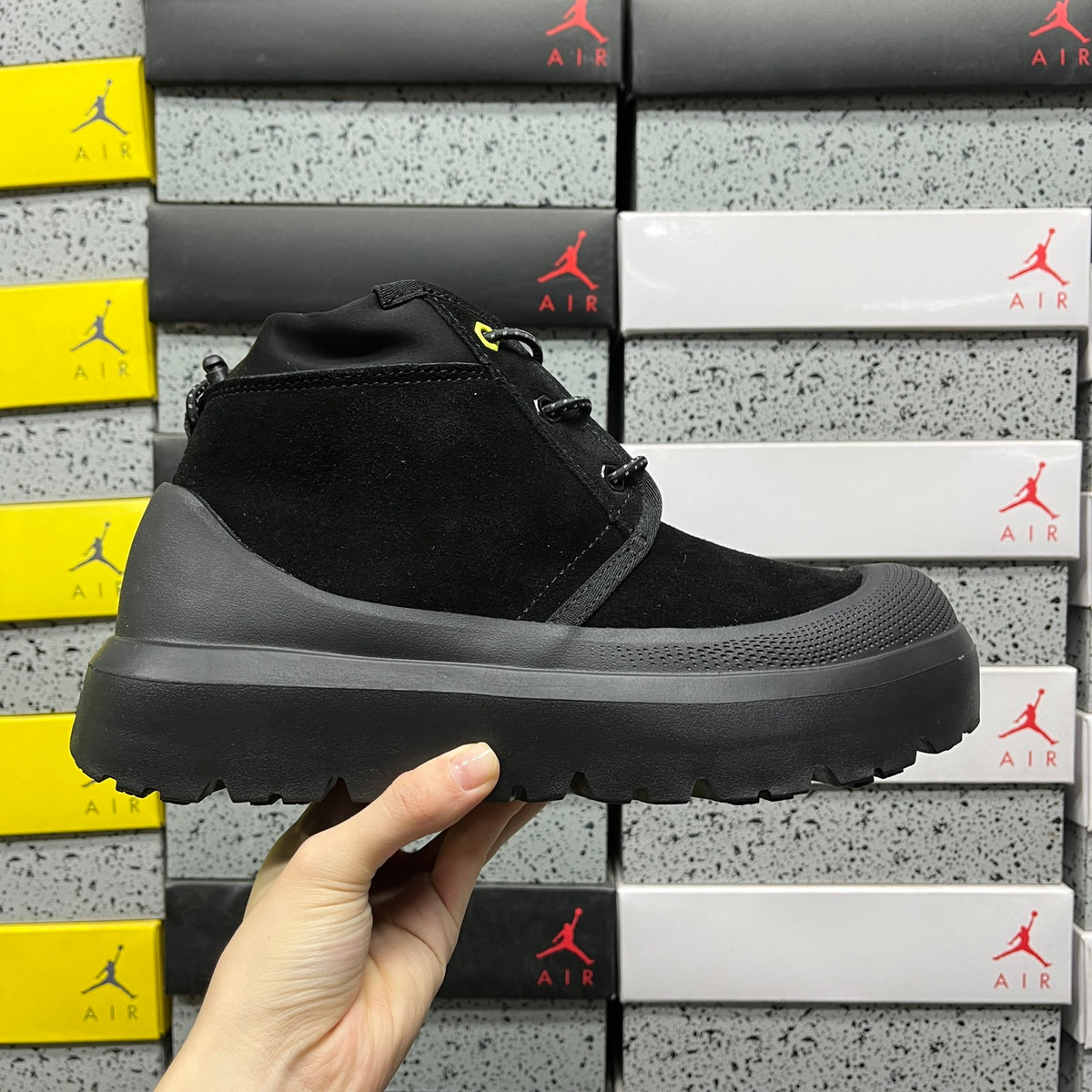 UGG Neumel Boot – Black