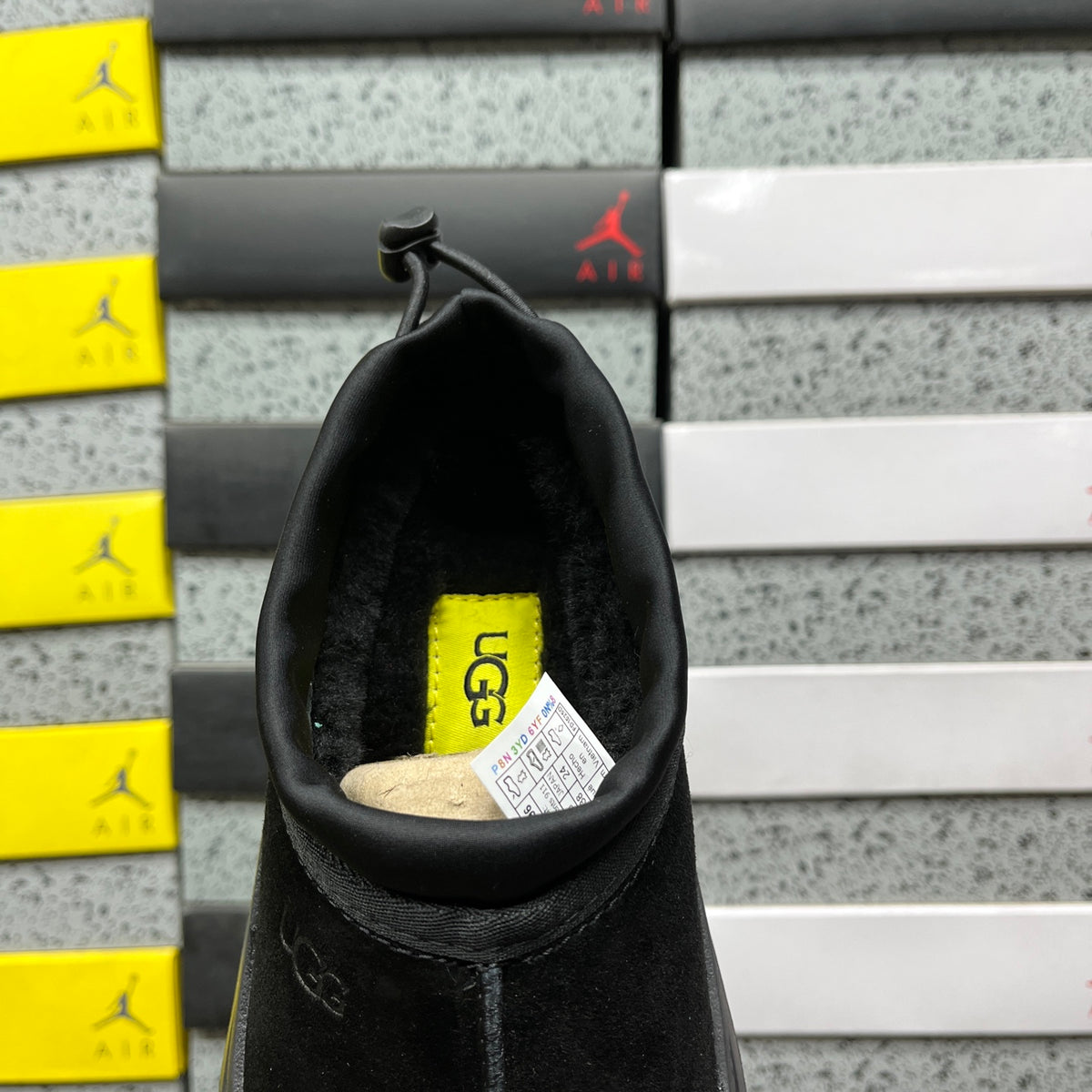UGG Platform Sneaker – Black (Sizes 35–45)
