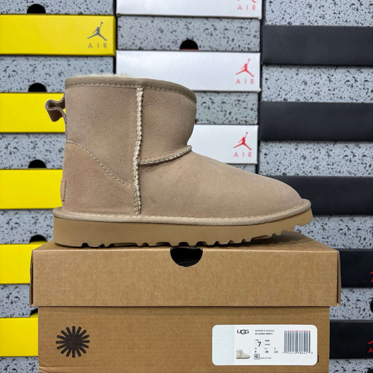 UGG Classic Mini II Boot – Sand