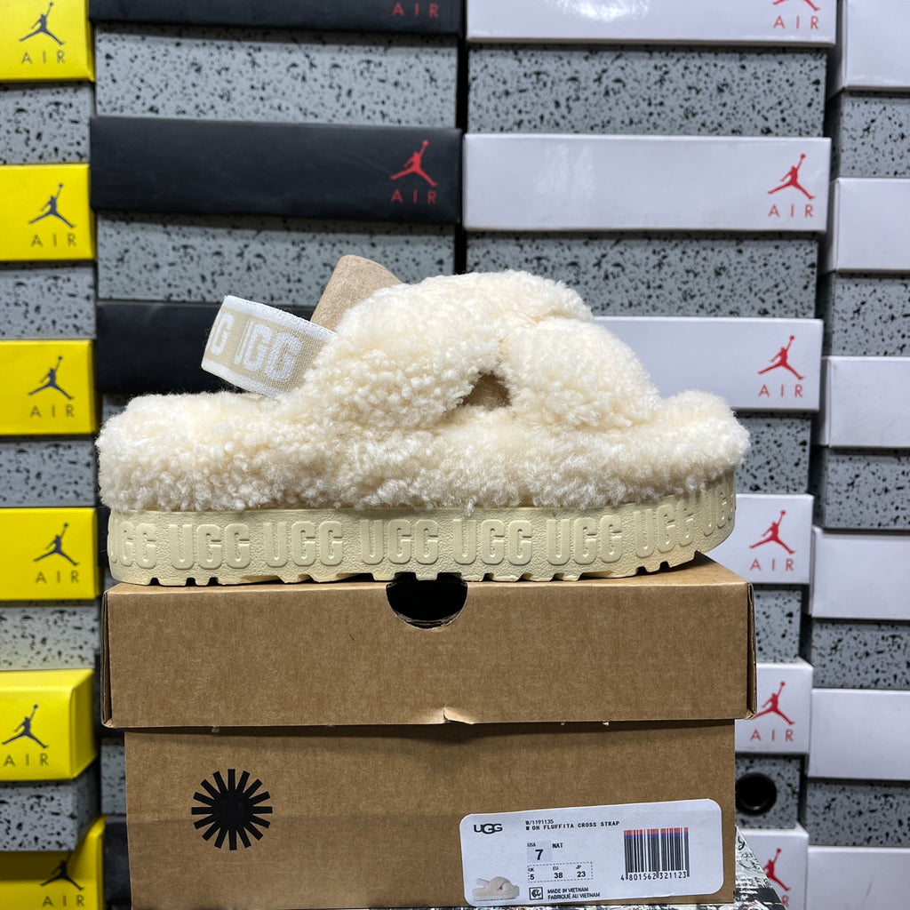 UGG Sherpa Platform Slipper – Cream (Sizes 35–40)