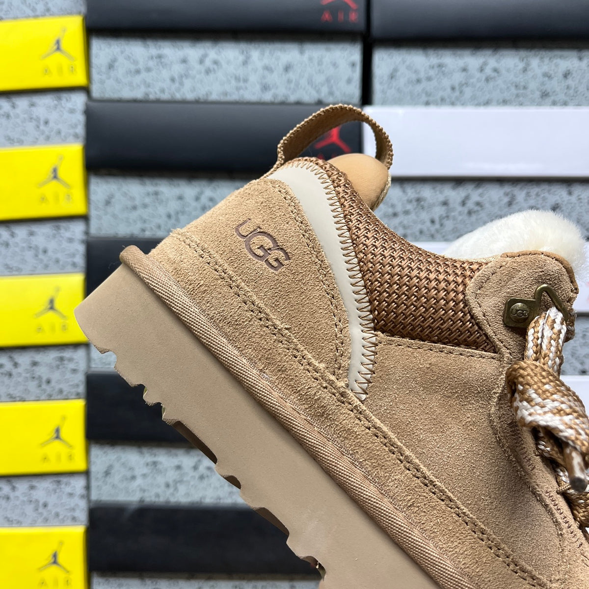 UGG Lowmel Sneaker – Chestnut (Sizes 35–44)