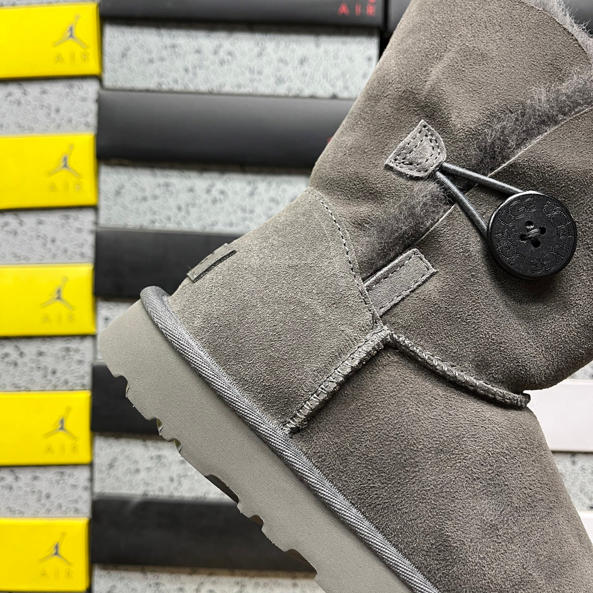 UGG Bailey Button II Boot – Gray