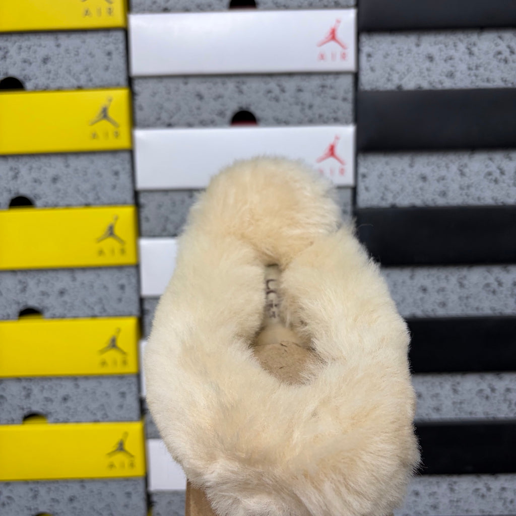 UGG Fluffy Fur Slide – Chestnut