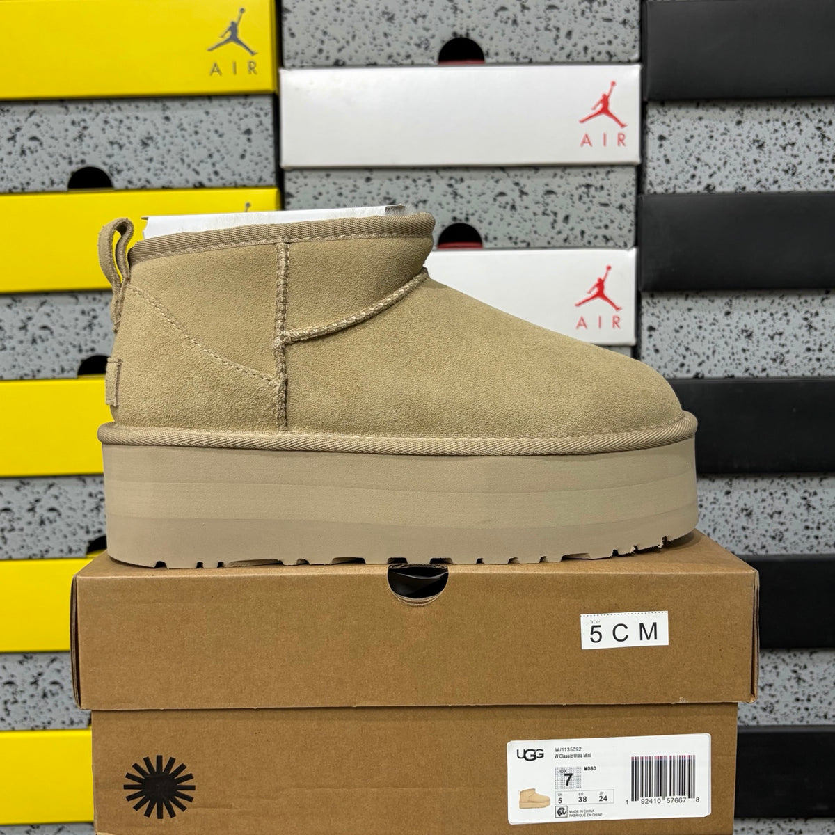 UGG Ultra Mini Platform Boot – Olive | 5cm Platform