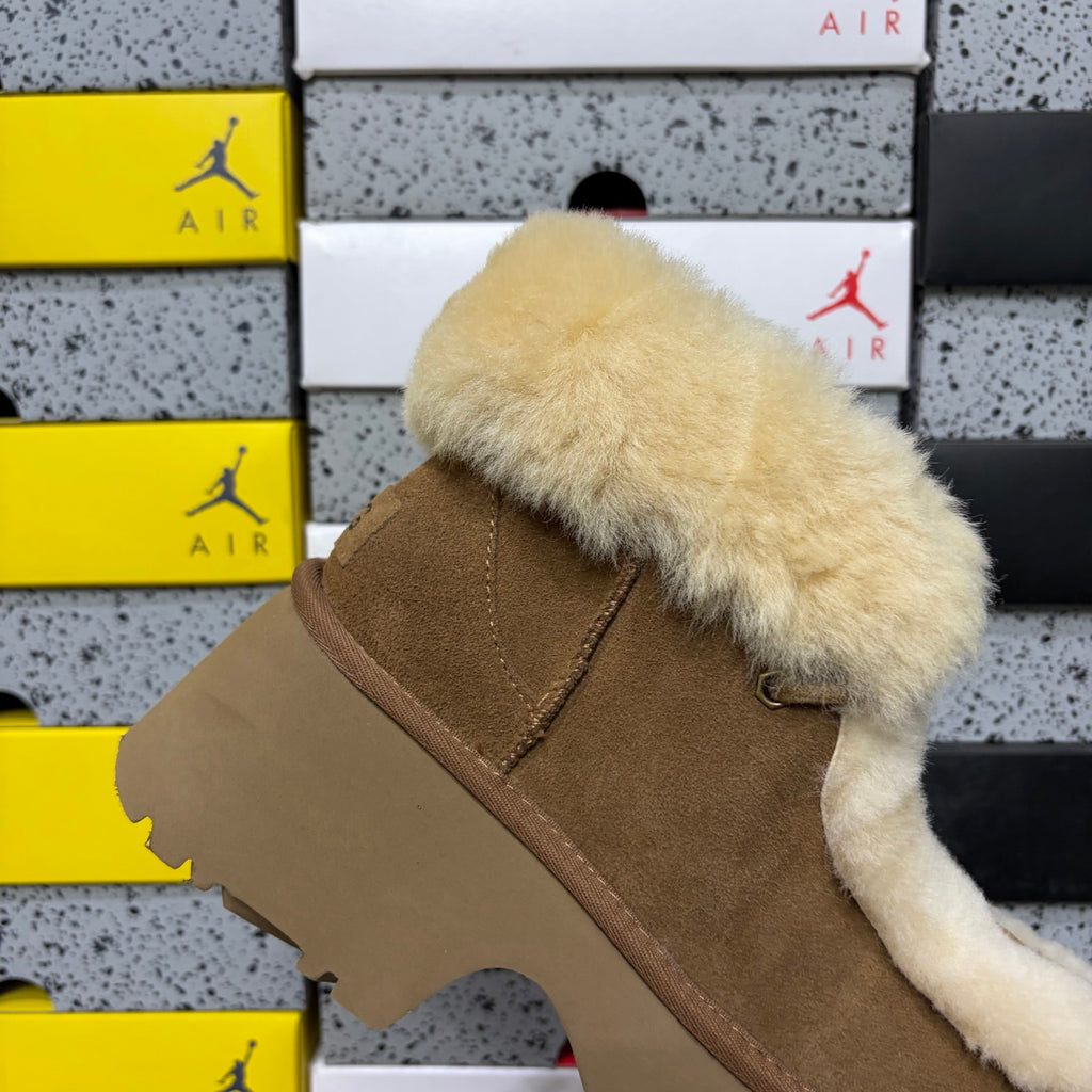 UGG Goldenstar Platform Boot – Chestnut (Sizes 35–40)
