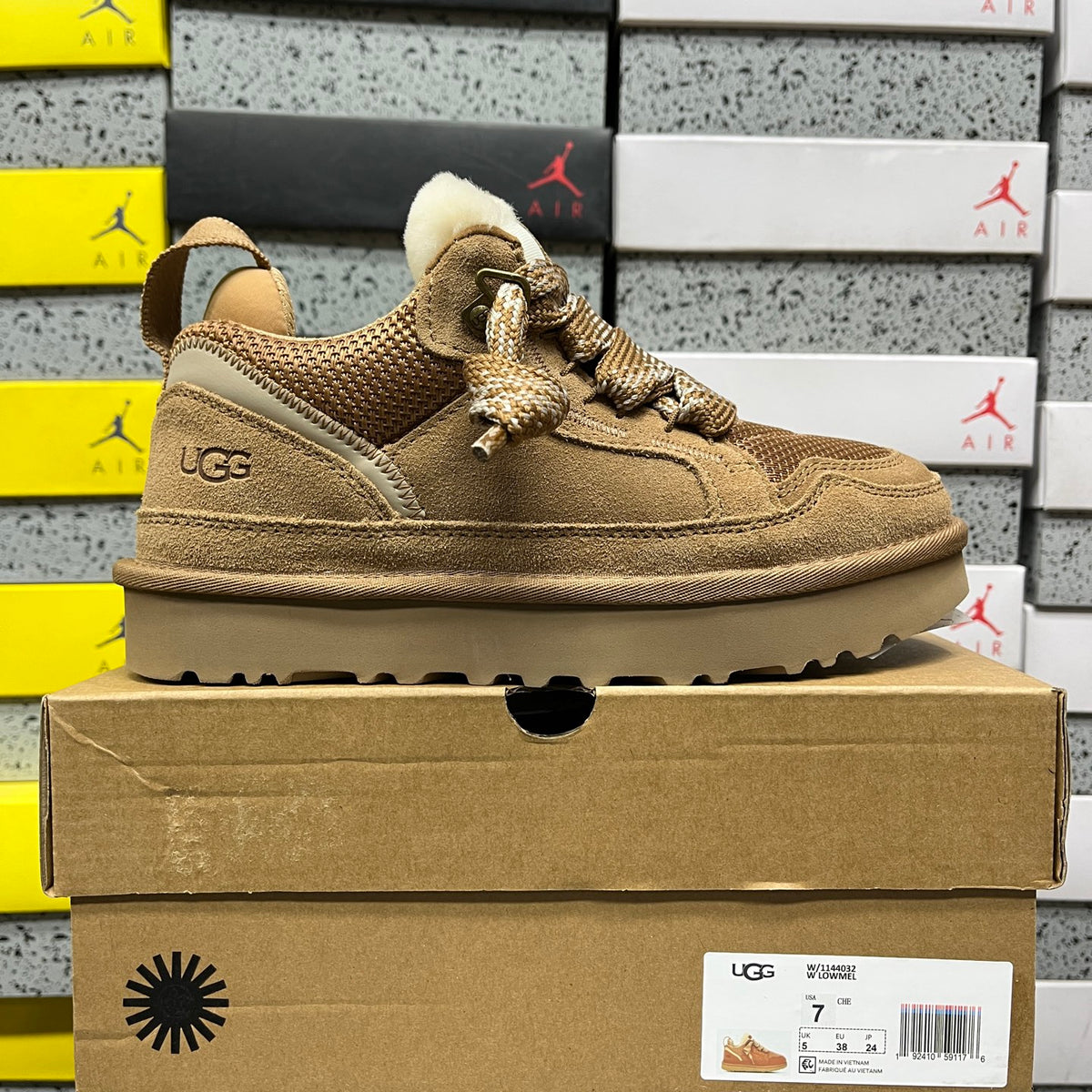 UGG Lowmel Sneaker – Chestnut (Sizes 35–44)