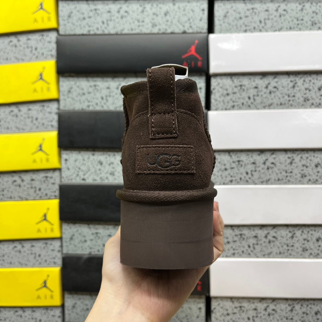 UGG Classic Ultra Mini Platform Boot – Chocolate (Sizes 35–40)