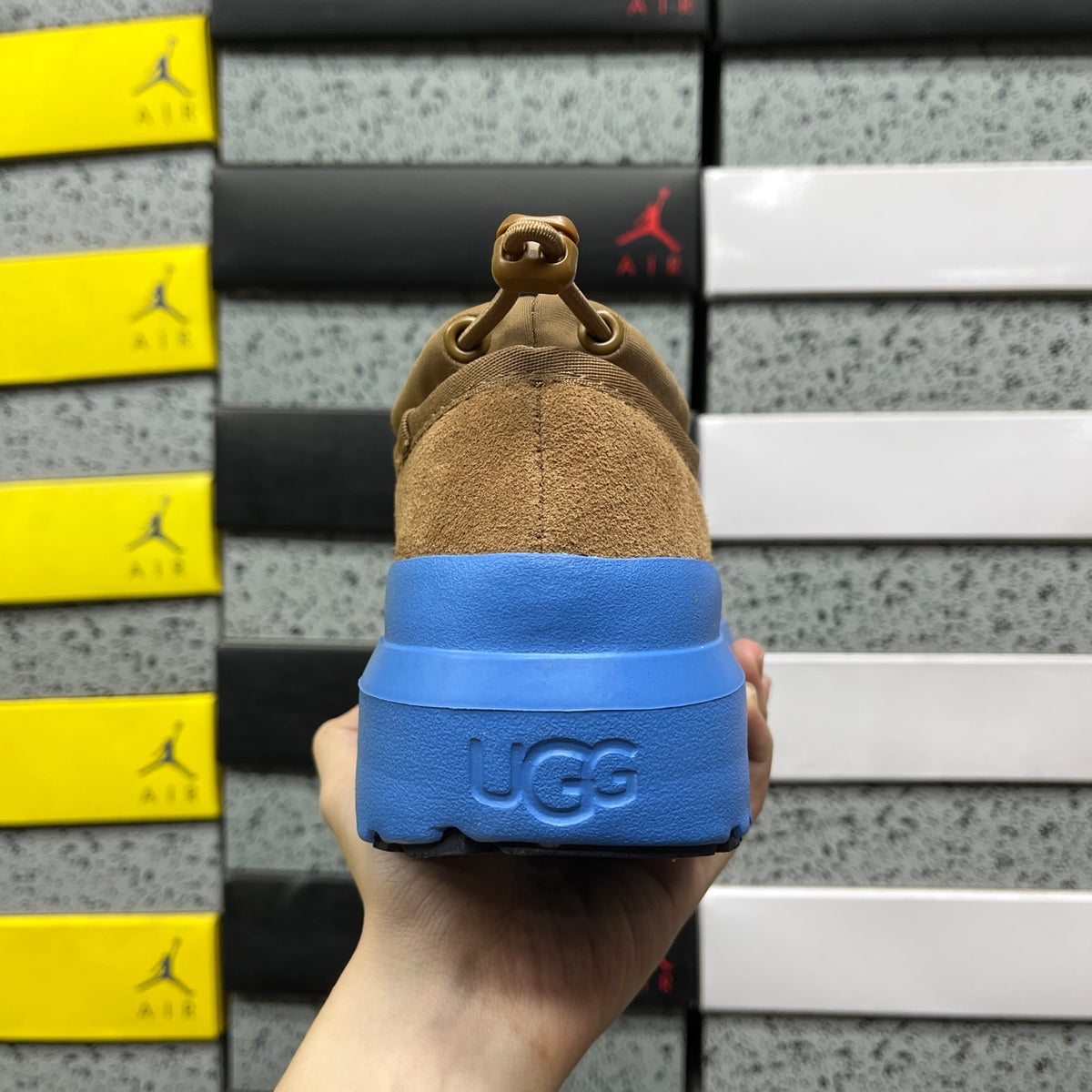 UGG Platform Sneaker – Caramel & Blue (Sizes 35–45)