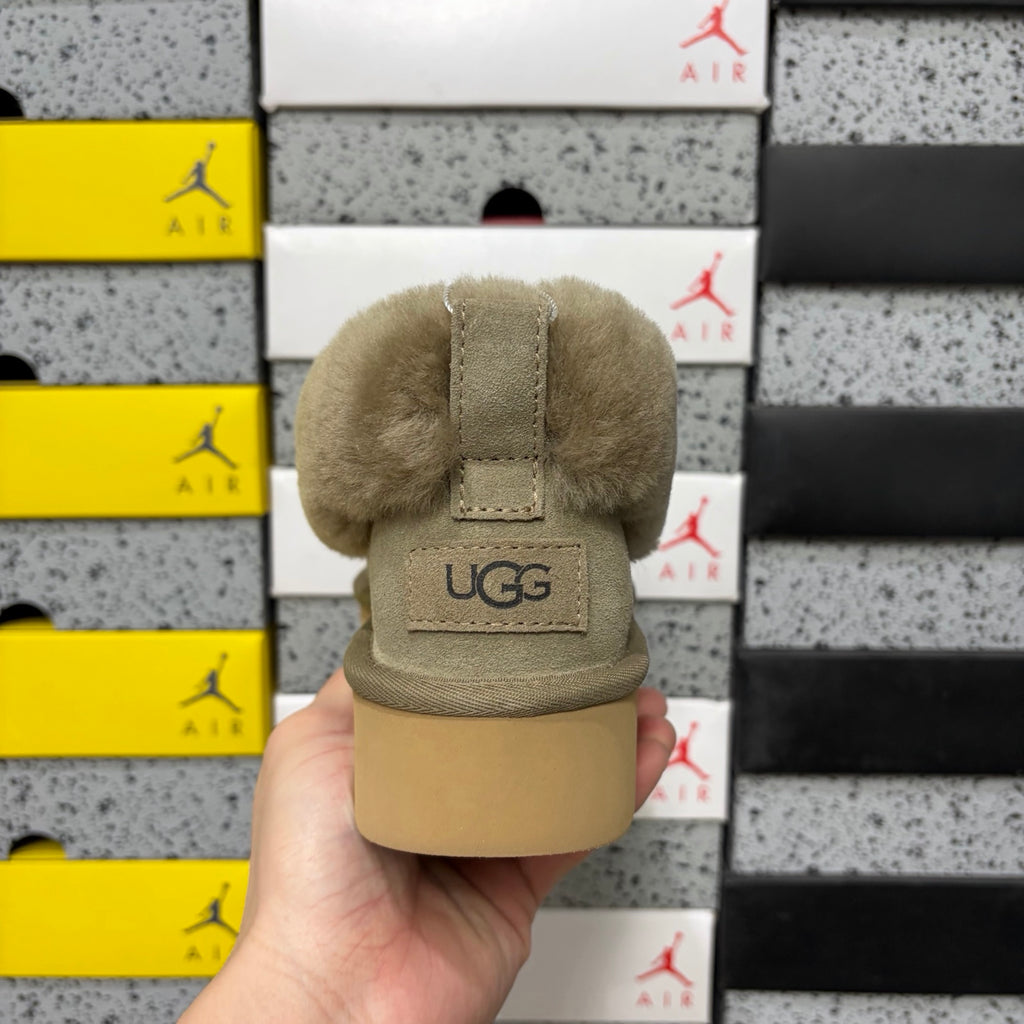 UGG Kallen Lace Platform Boot – Antelope (Sizes 35–40)