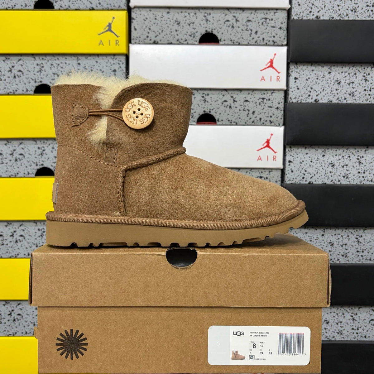 UGG Bailey Button Mini Boot – Chestnut