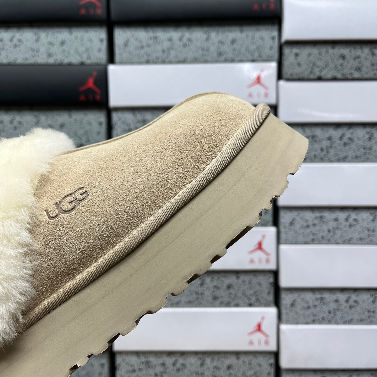UGG Classic Ultra Mini Boot – Natural Oat (Sizes 35–40)