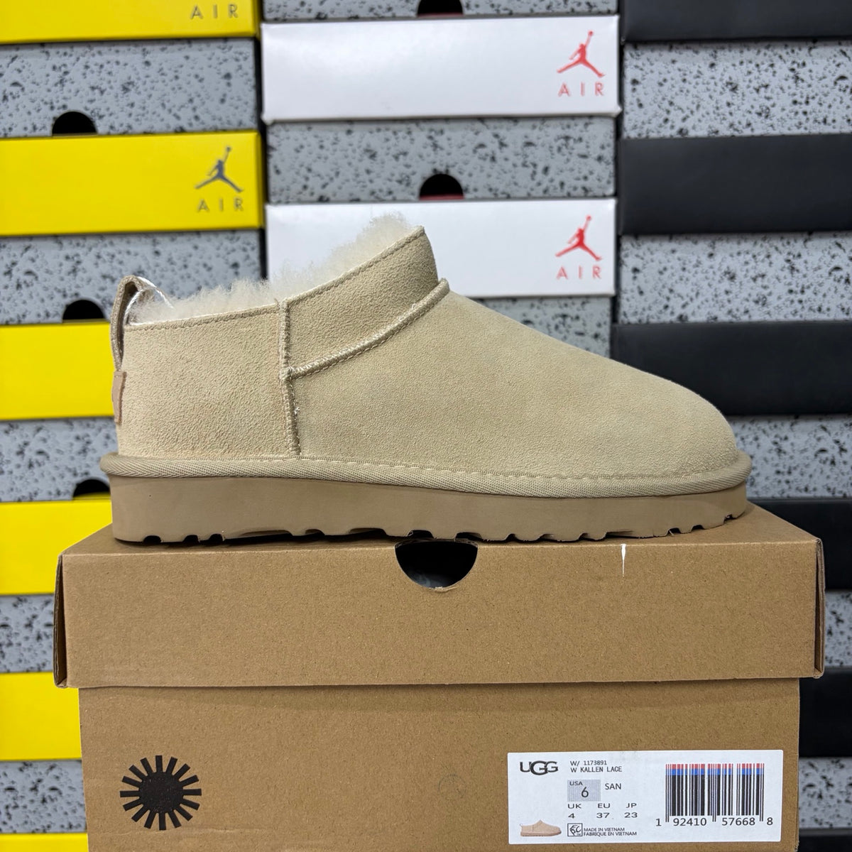 UGG Ultra Mini Boot – Sand (Sizes 35–40)