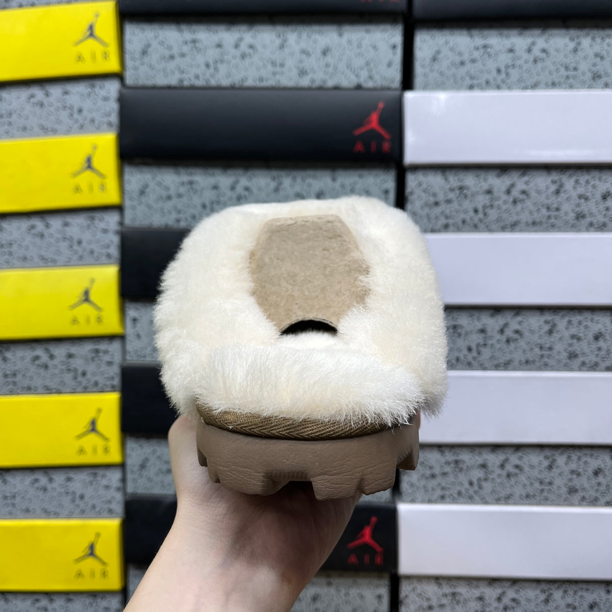 UGG Shearling Platform Mule – Tan (Sizes 35–40)