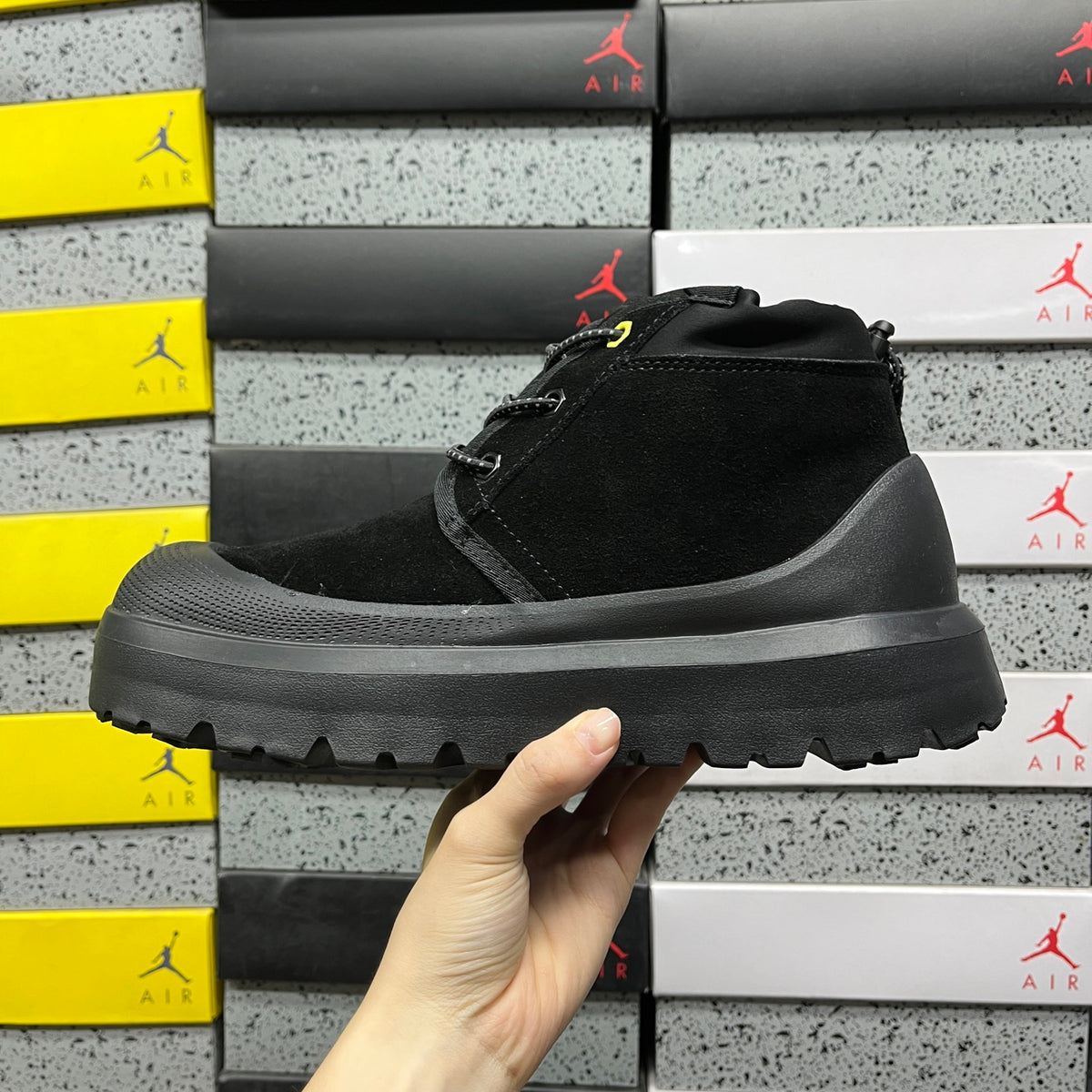 UGG Neumel Boot – Black