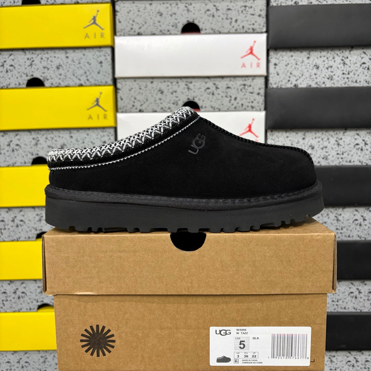 UGG Tazz Mule – Black (Sizes 35–44)
