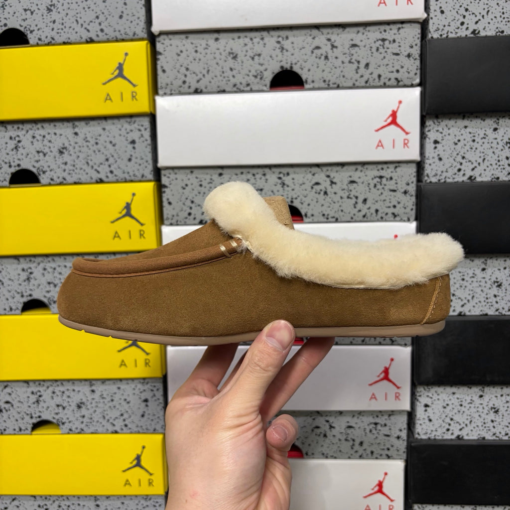 UGG Kallen Lace Moccasin – Chestnut (Sizes 35–40)