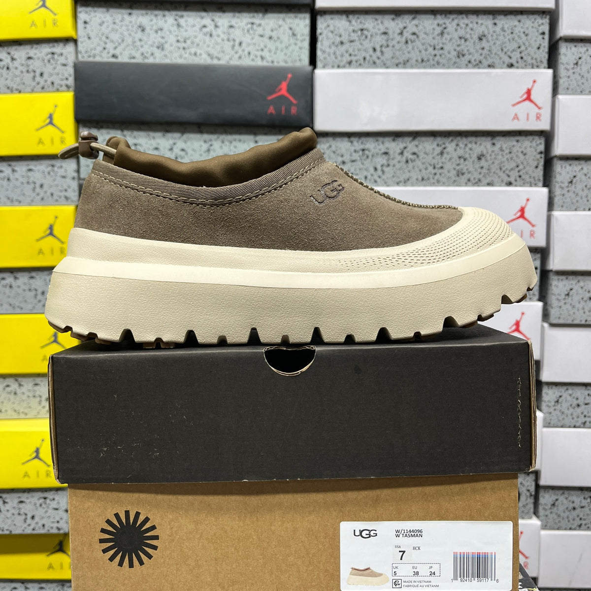 UGG Platform Sneaker – Walnut & Cream (Sizes 35–45)