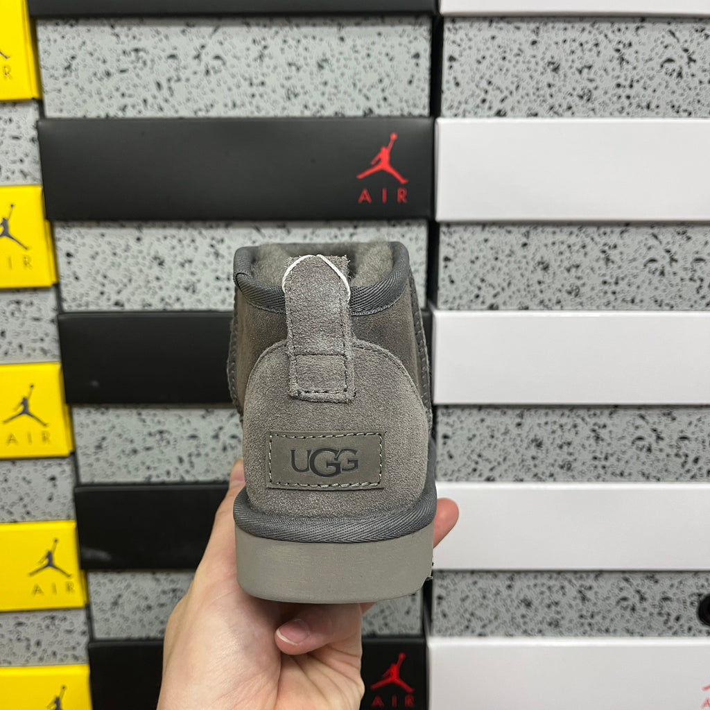 UGG Classic Ultra Mini Boot – Grey (Sizes 35–44)