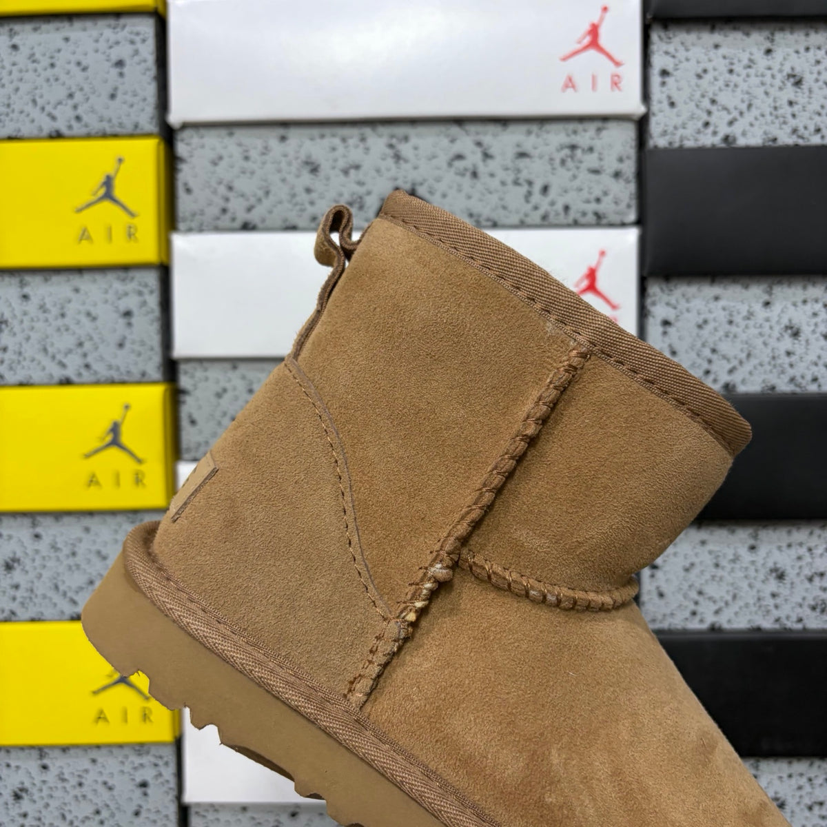 UGG Classic Short Boot – Chestnut