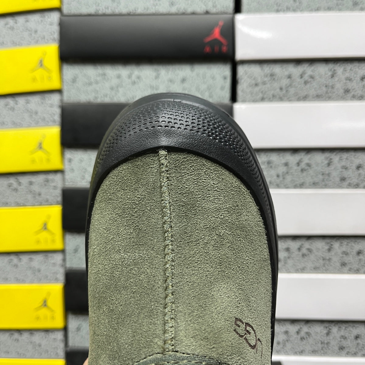 UGG Platform Sneaker – Olive & Black (Sizes 35–45)