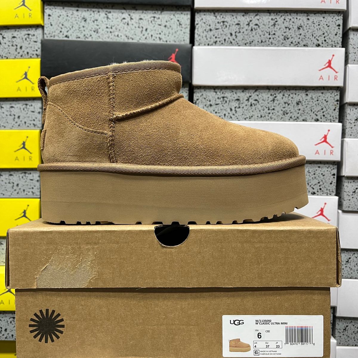 UGG Classic Ultra Mini Platform Boot – Chestnut (Sizes 35–40)