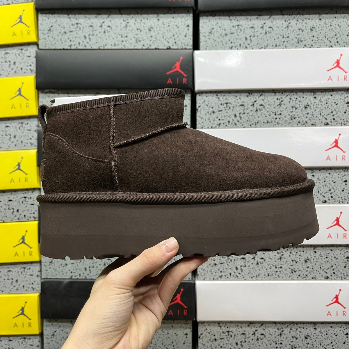 UGG Classic Ultra Mini Platform Boot – Chocolate (Sizes 35–40)