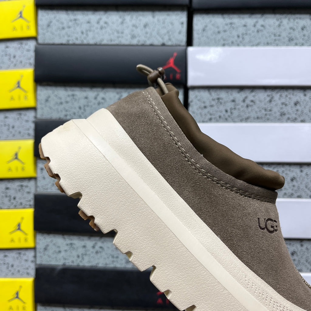 UGG Platform Sneaker – Walnut & Cream (Sizes 35–45)