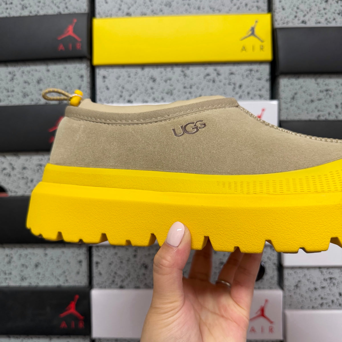 UGG Tasman Weather Hybrid – Sand/Yellow (Sizes 39–44)