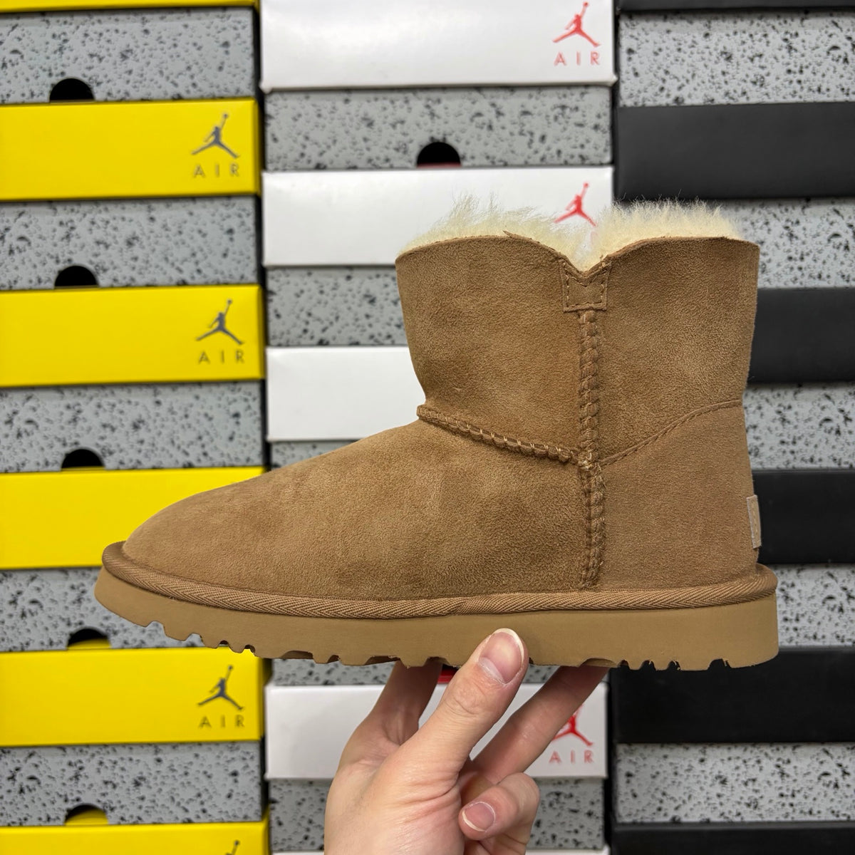 UGG Bailey Button Mini Boot – Chestnut