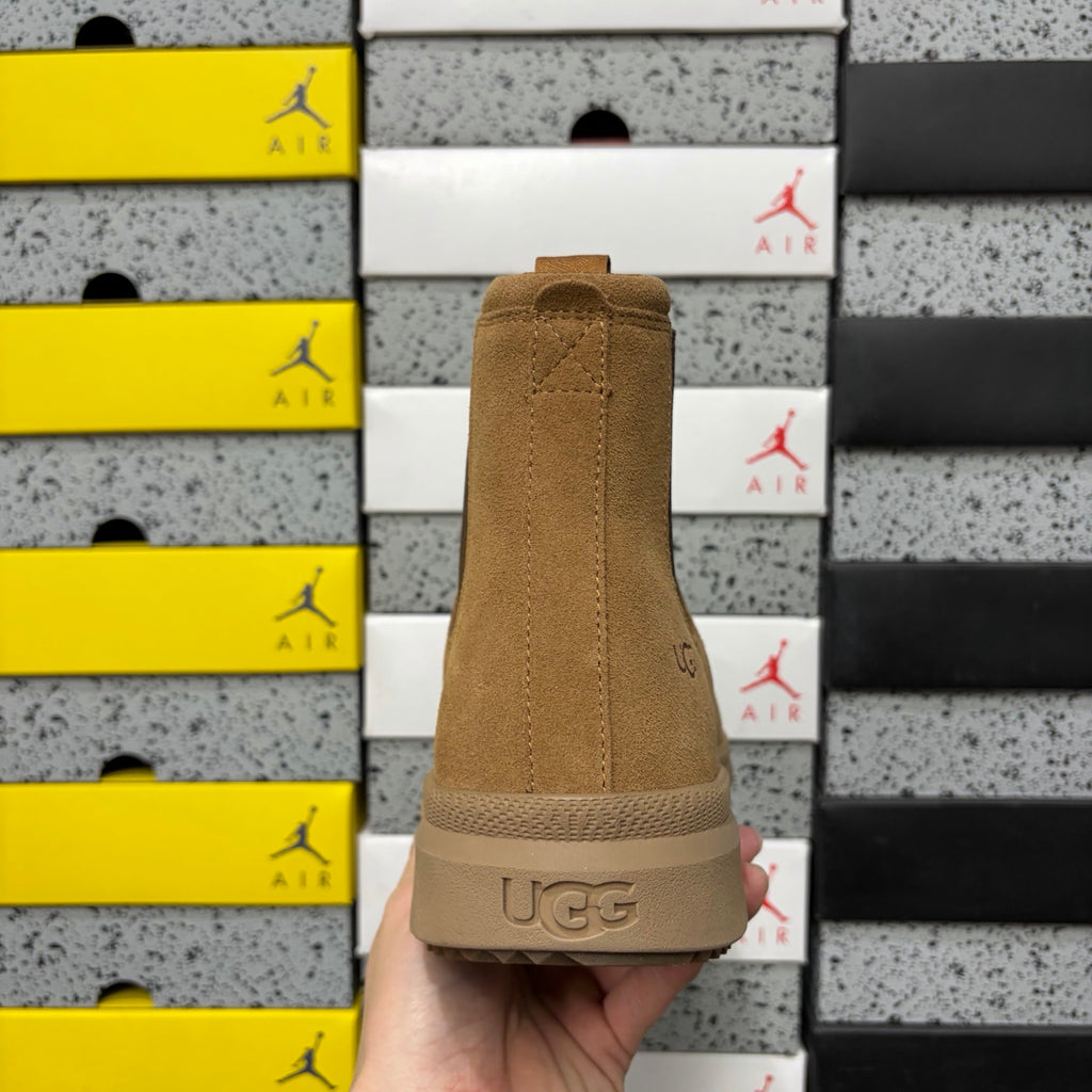 UGG Burleigh Chelsea Boot – Chestnut (Sizes 39–44)