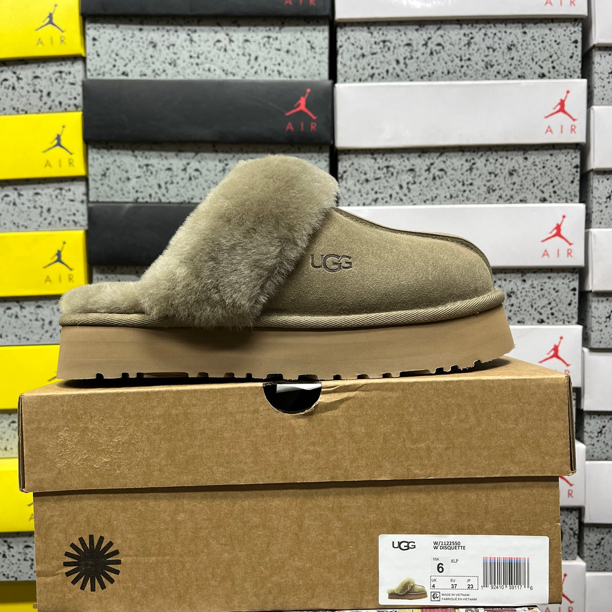 UGG Disquette Platform Slide – Olive (Sizes 35–40)