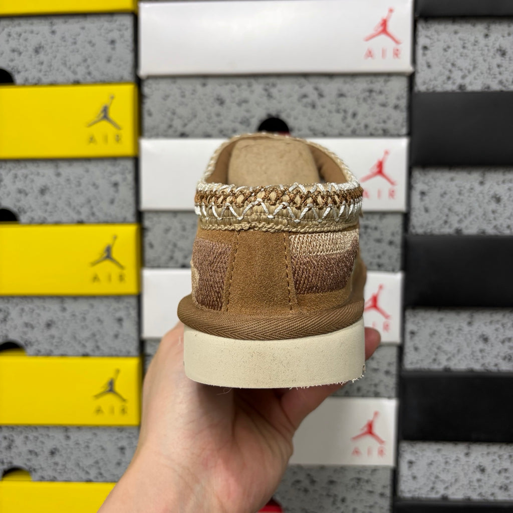 UGG x Palace Tazz Mule – Chestnut Sukajan Tiger Embroidery (Sizes 36–45)