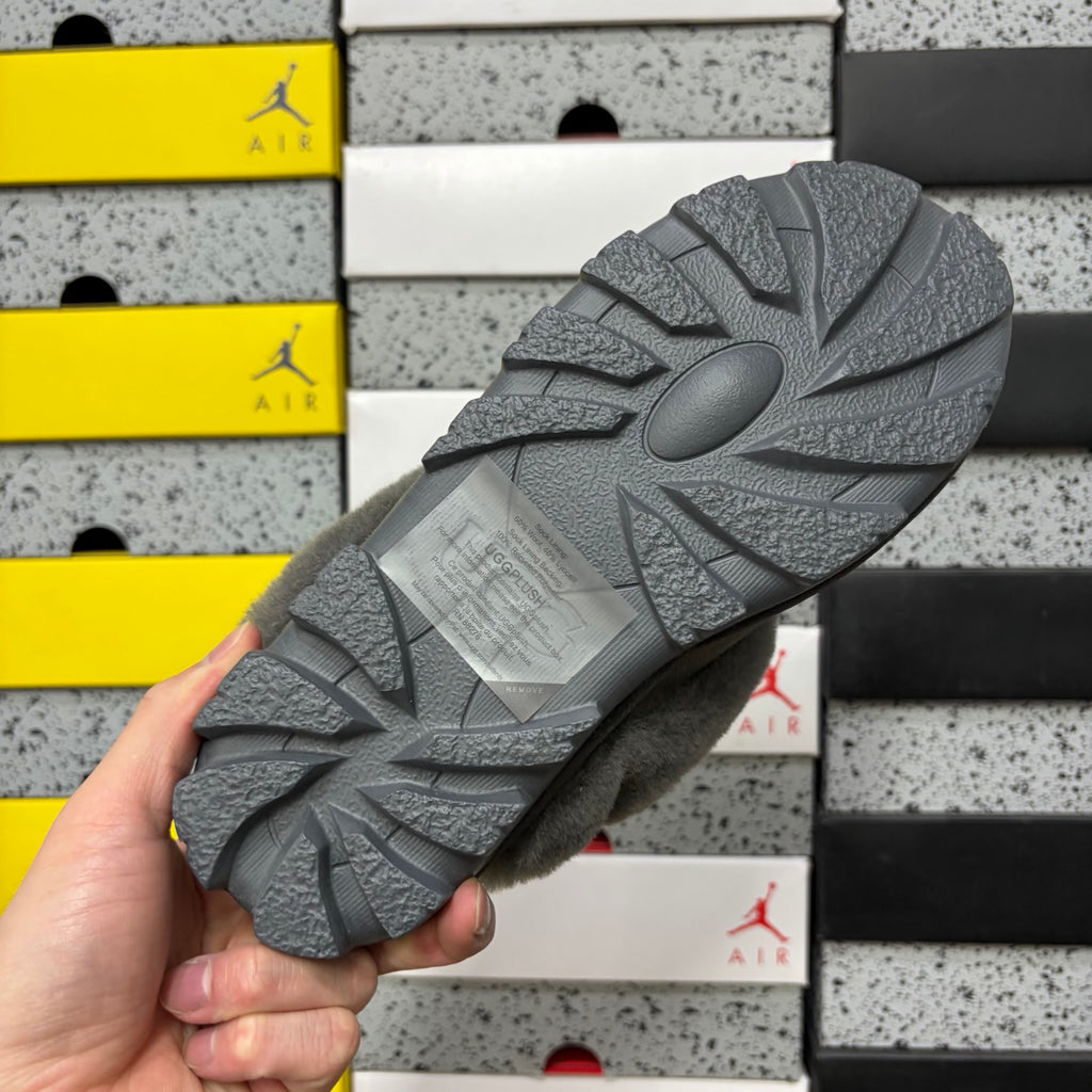 UGG Coquette Slipper – Grey (Sizes 35–40)