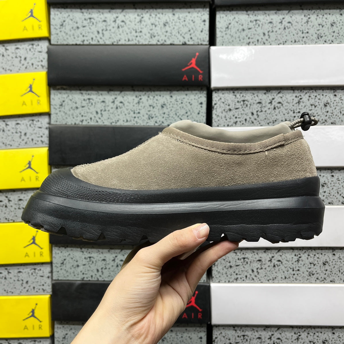 UGG Tasman Platform Sneaker – Smoke Plume (Sizes 35–45)
