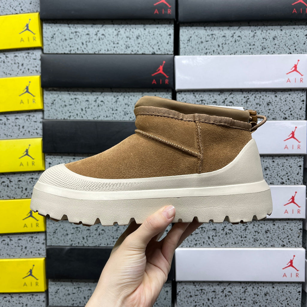 UGG Ultra Mini Platform Boot – Chestnut (Sizes 35–45)