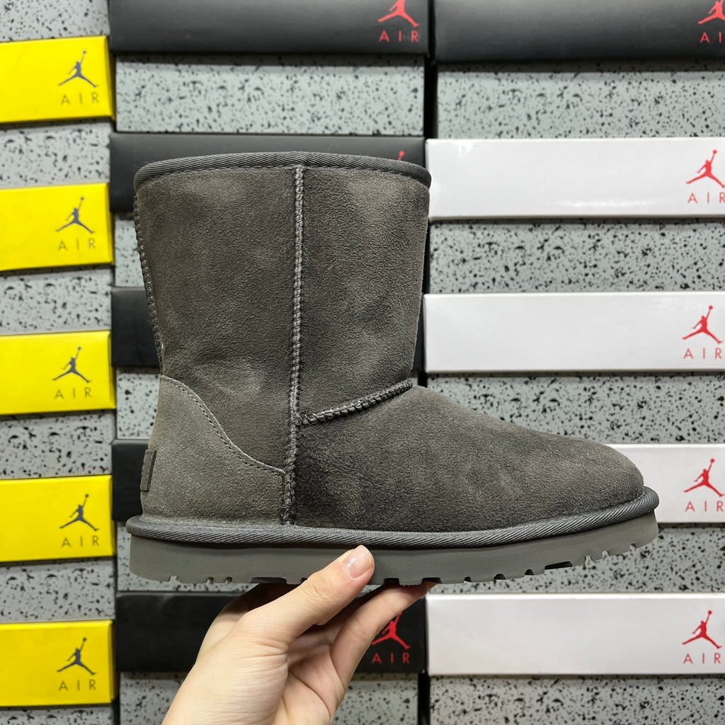UGG Classic Short Boot – Charcoal Gray