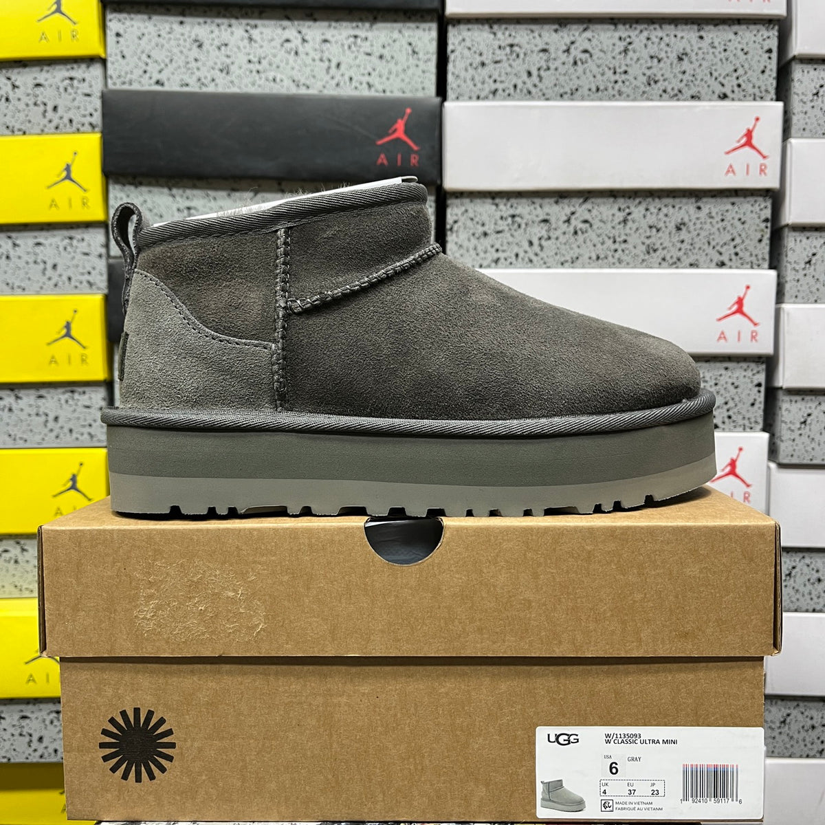 UGG Classic Ultra Mini Platform Boot – Grey (Sizes 35–40)